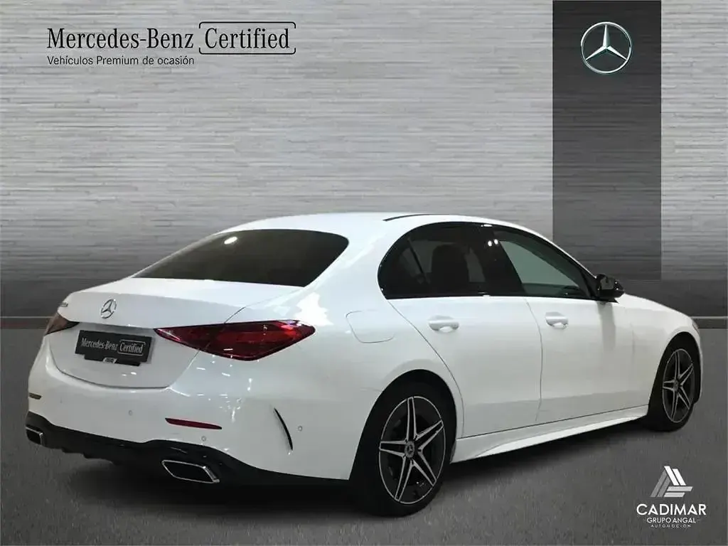 Occasion Mercedes C200 AMG line 163 PK (119 kW) 2023 Wit Sedan