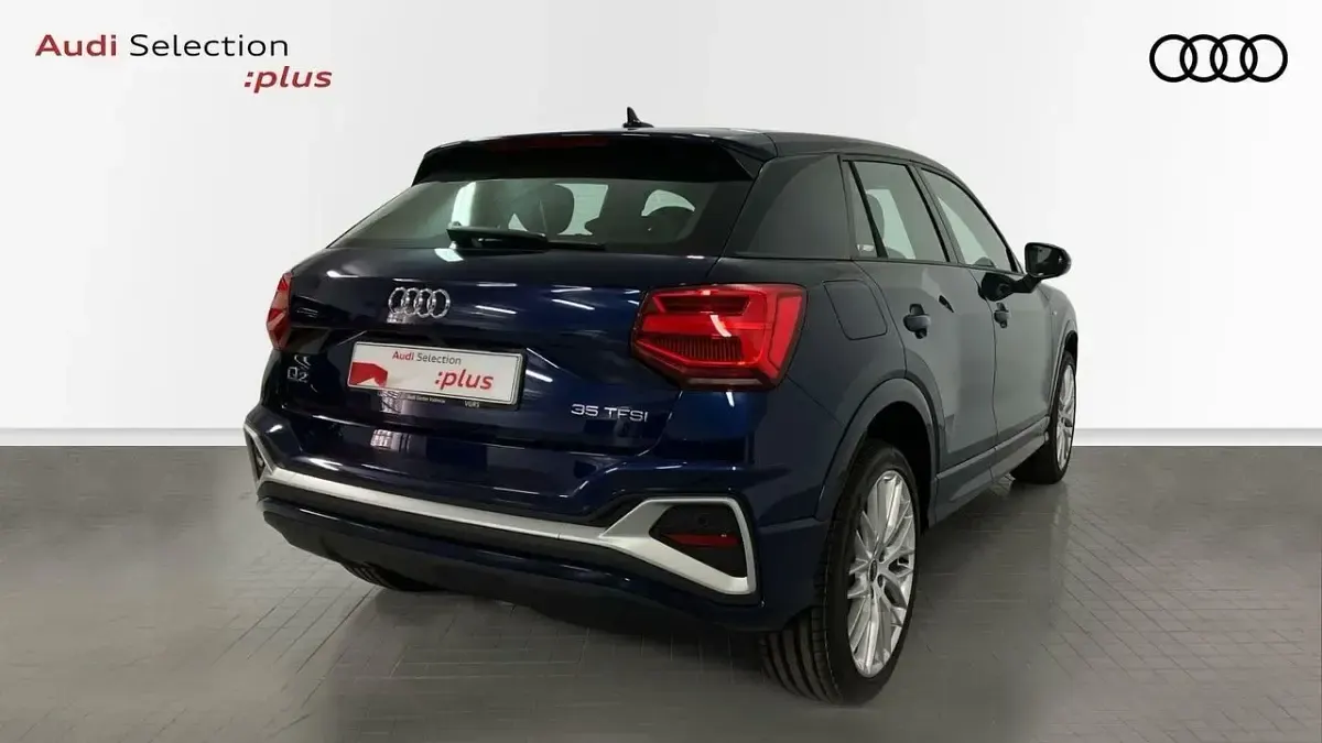 Usado Audi Q2 150 CV (110 kW) 2024 Azul SUV
