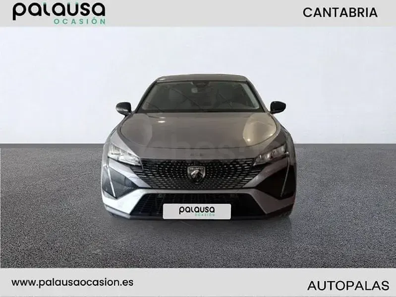 Usado Peugeot 408 Allure 130 CV (95 kW) 2024 Gris / plata SUV