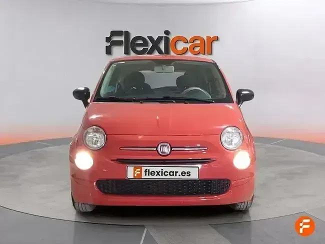 Usado Fiat 500 70 CV (51 kW) 2022 Naranja Utilitario