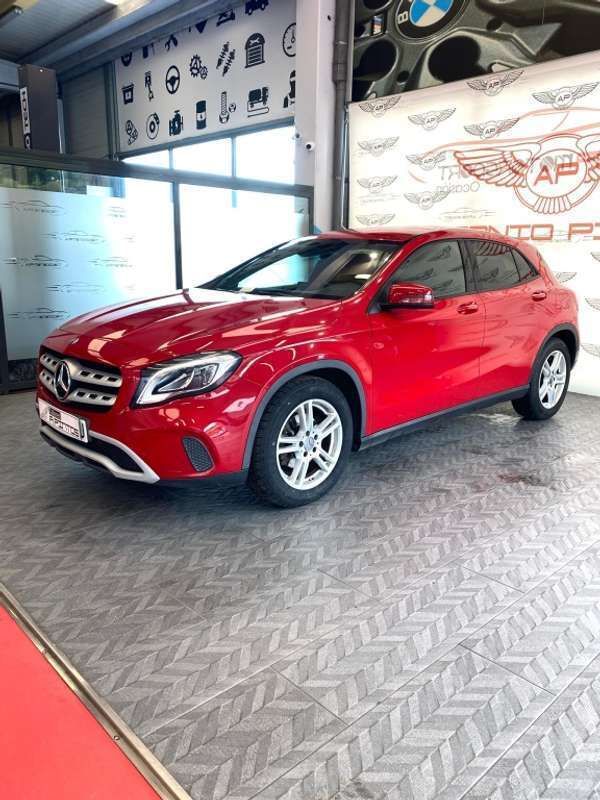 Rojo Usado 2017 Mercedes GLA200 SUV | 18.900 € (Precio justo) - Imagen 1/4