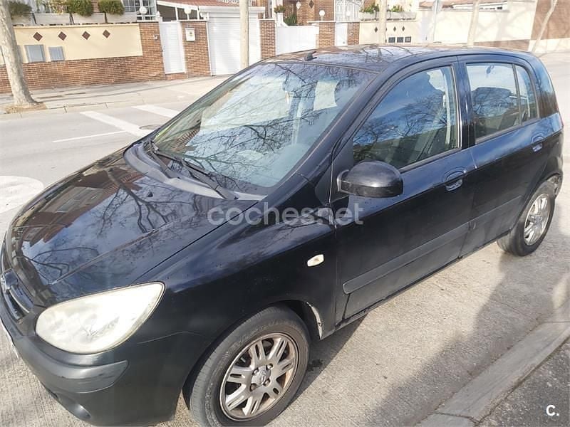 Usado Hyundai Getz 88 CV (64 kW) 2006 Negro Utilitario