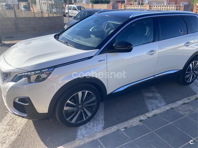 Usado Peugeot 5008 GT-line 130 CV (95 kW) 2019 Blanco Monovolumen