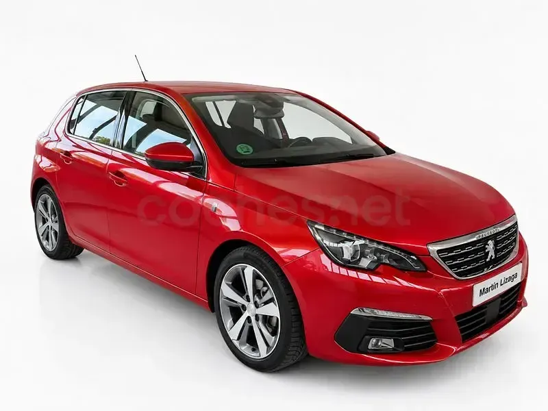 Usado Peugeot 308 130 CV (95 kW) 2018 Rojo Berlina
