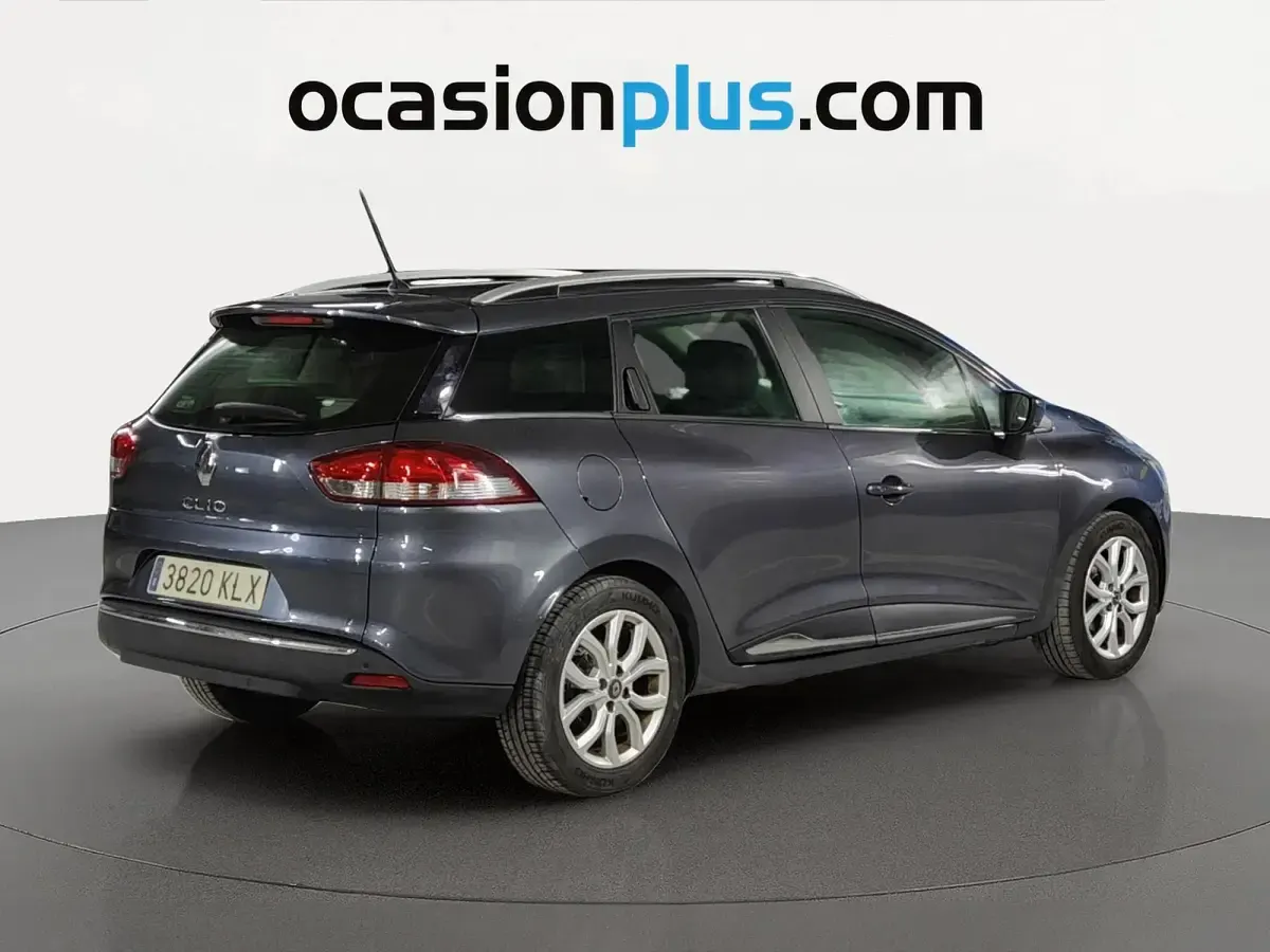Usado Renault Clio IV Zen 90 CV (66 kW) 2018 Gris Familiar