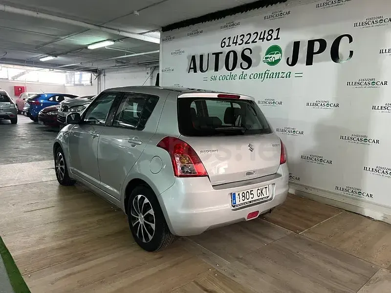 Usado Suzuki Swift GL 92 CV (67 kW) 2009 Gris / plata Utilitario
