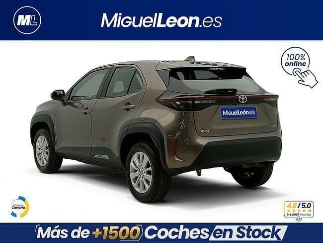 Usado Toyota Yaris Hybrid Active 115 CV (84 kW) 2025 Marrón