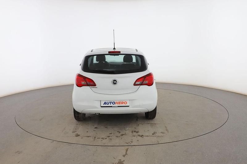 Usado Opel Corsa Selective 90 CV (66 kW) 2016 Blanco Utilitario