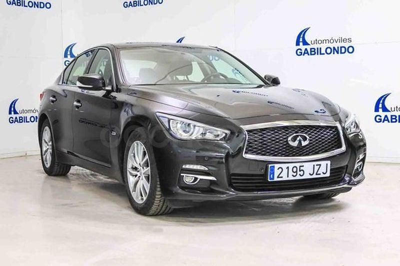 Usado Infiniti Q50 Premium 170 CV (125 kW) 2017 Negro Berlina