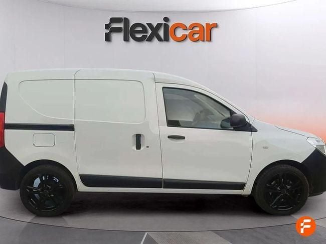 Usado Dacia Dokker Essentiel 131 CV (96 kW) 2020 Blanco Monovolumen