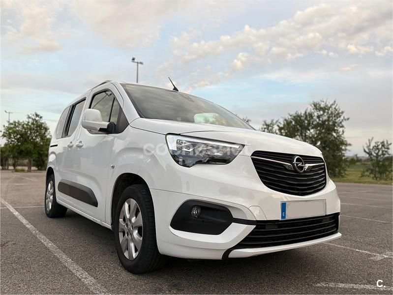 Usado Opel Combo Life Elegance 102 CV (75 kW) 2020 Blanco Monovolumen
