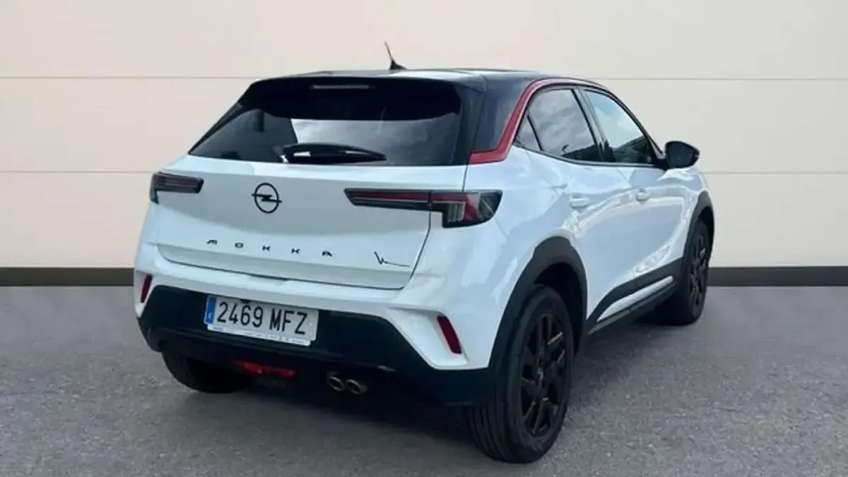 Usado Opel Mokka 131 CV (96 kW) 2023 Blanco SUV
