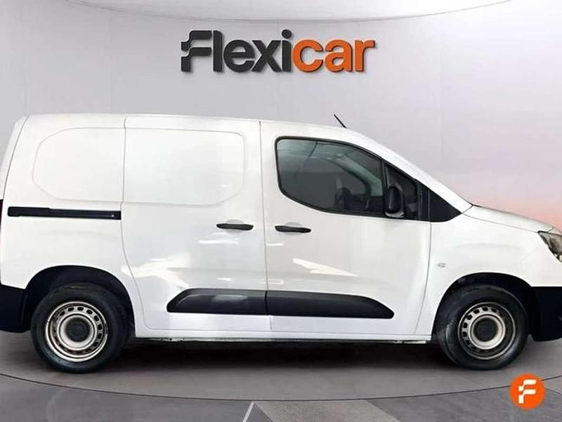 Usado Opel Combo 102 CV (75 kW) 2021 Blanco Monovolumen