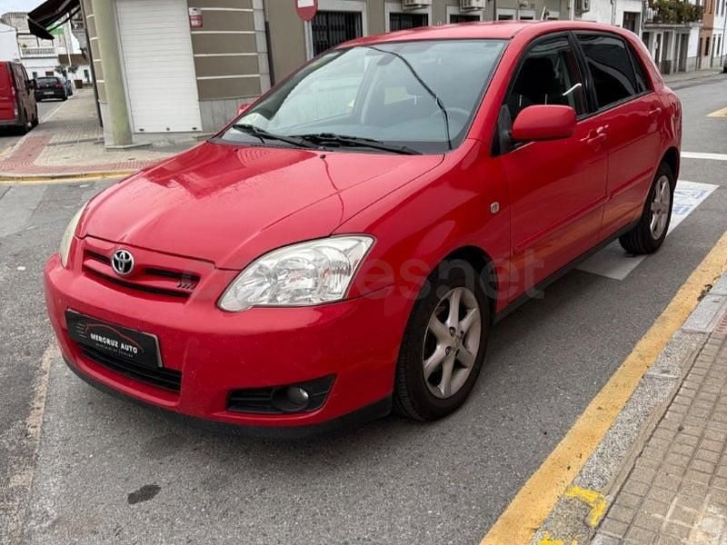Usado Toyota Corolla Sol 110 CV (80 kW) 2004 Rojo Berlina