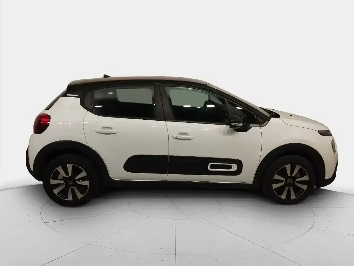 Usado Citroën C3 Feel 83 HP (61 kW) 2022 Branco Citadino