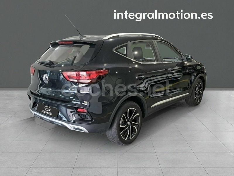 Usado MG ZS Luxury 106 CV (77 kW) 2024 Negro Berlina