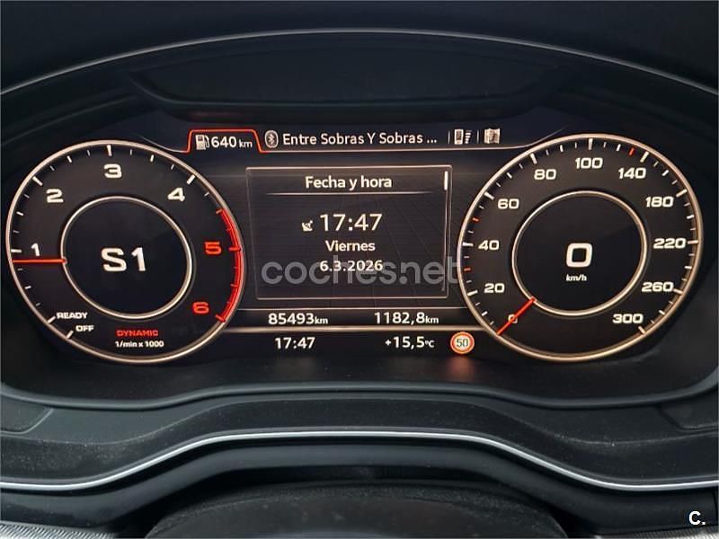 Usado Audi A4 Black Edition 190 CV (139 kW) 2018 Gris / plata Familiar