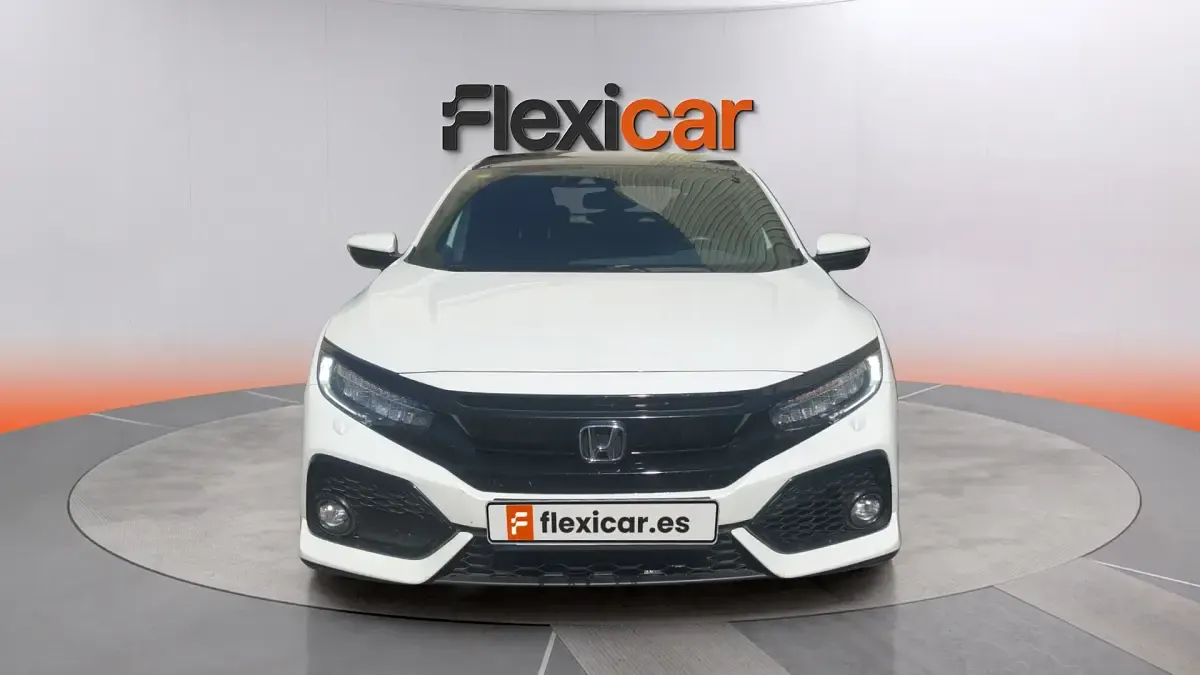 Usado Honda Civic Executive 120 CV (88 kW) 2018 Blanco Berlina
