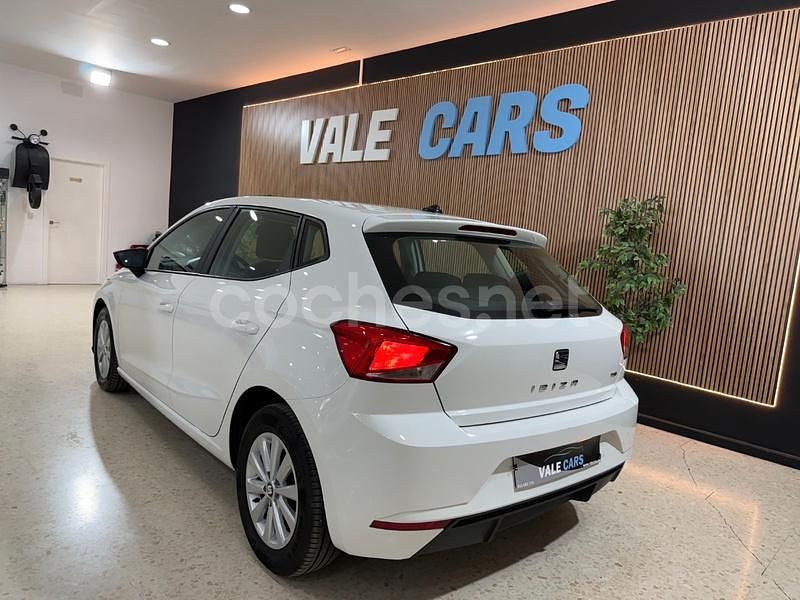 Usado Seat Ibiza Style Plus 90 CV (66 kW) 2021 Blanco Utilitario