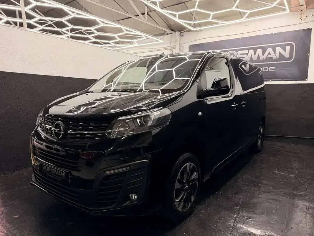 Usado Opel Zafira Life Elegance 177 CV (130 kW) 2020 Negro Monovolumen