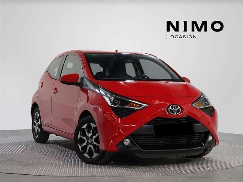 Usado 2021 Toyota Aygo X-play Utilitario | 12.500 € (Precio justo) - Imagen 1/4