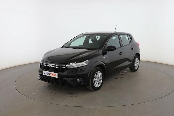 Negro Usado 2023 Dacia Sandero Expression Utilitario | 13.713 € (Buen precio) - Imagen 1/3