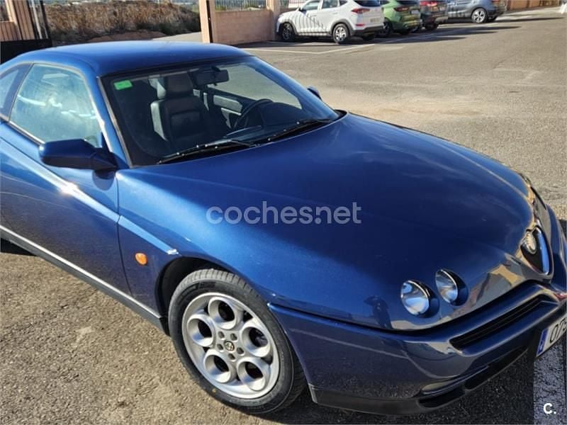 Azul Usado 1997 Alfa Romeo GTV Coupe | 8500 € - Imagen 1/4