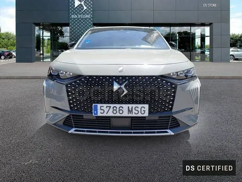 Usado DS Automobiles DS7 Crossback Opera 360 CV (264 kW) 2024 Gris / plata SUV