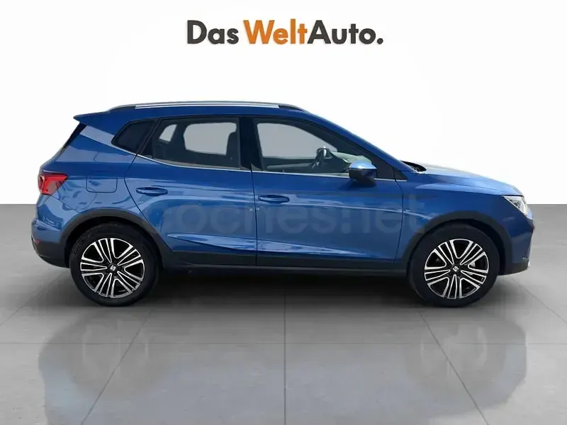 Usado Seat Arona FR 115 CV (84 kW) 2025 Azul SUV
