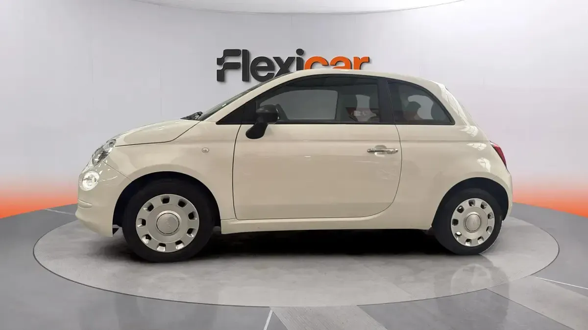 Usado Fiat 500 71 CV (52 kW) 2023 Blanco Berlina