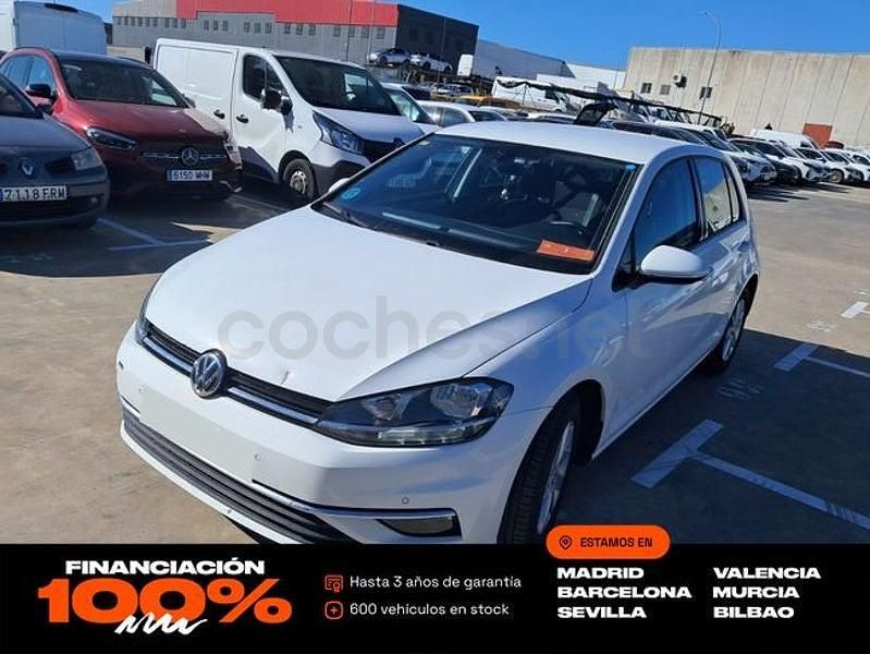 Usado VW Golf VIII 115 CV (84 kW) 2021 Blanco Berlina
