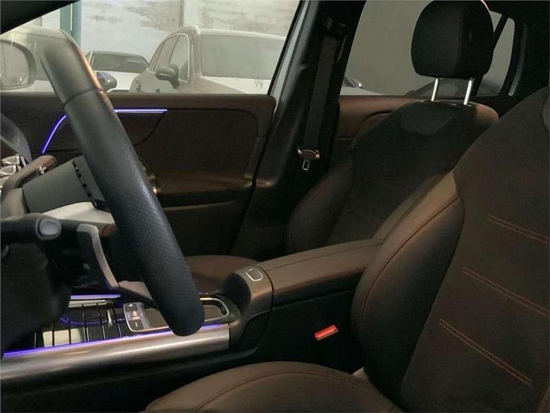 Usado Mercedes GLA200 163 CV (119 kW) 2025 SUV