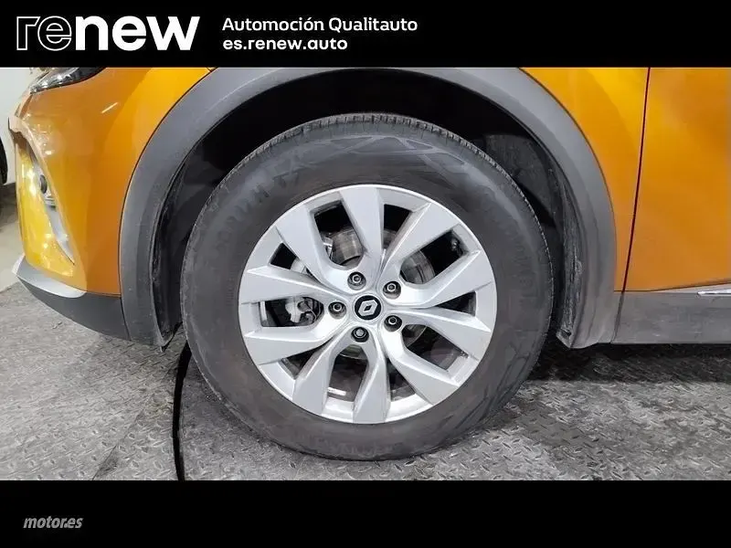 Usado Renault Captur Zen 90 CV (66 kW) 2022 Naranja SUV