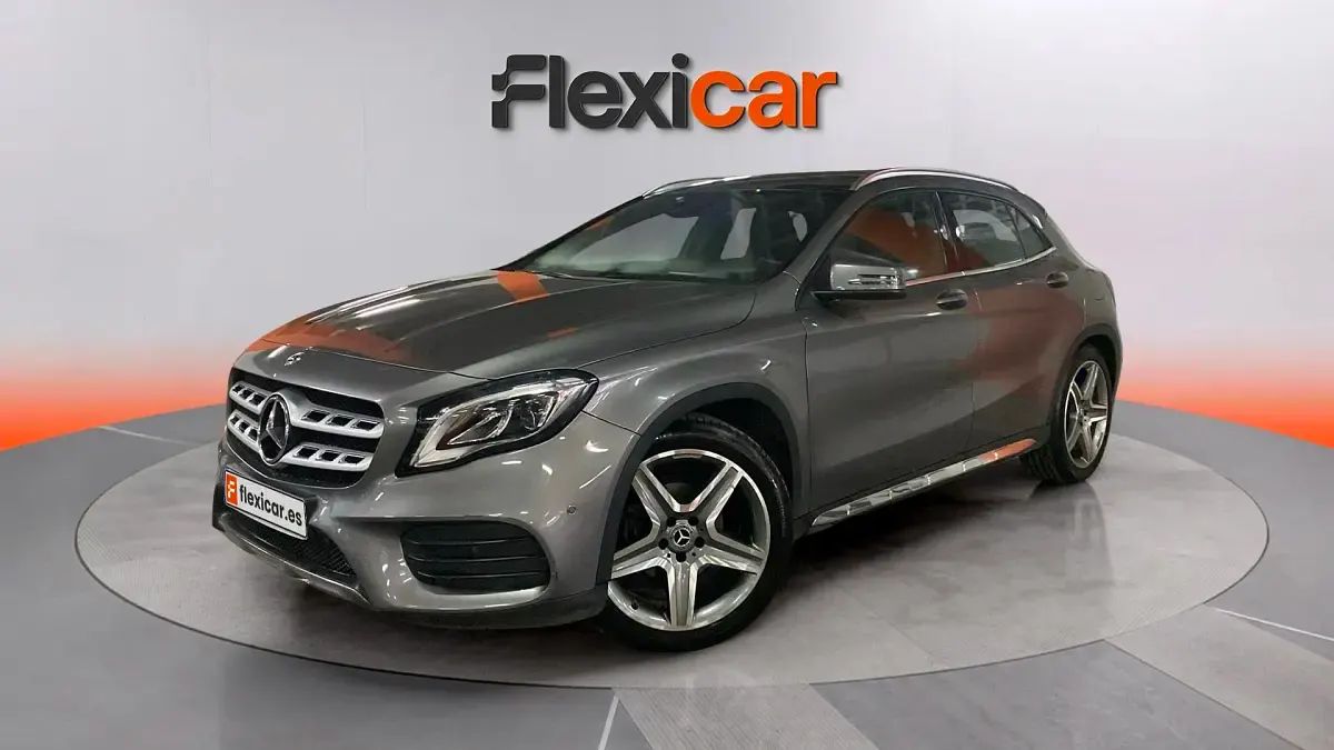 Usado Mercedes GLA200 156 CV (114 kW) 2018 Gris SUV