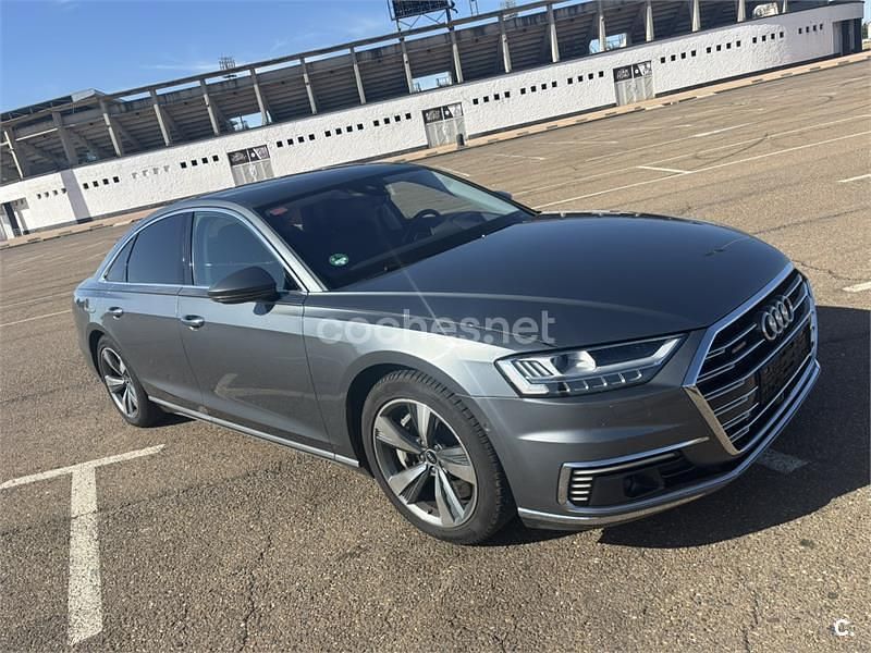 Gris / plata Usado 2021 Audi A8 Berlina | 49.000 € (Precio justo) - Imagen 1/4