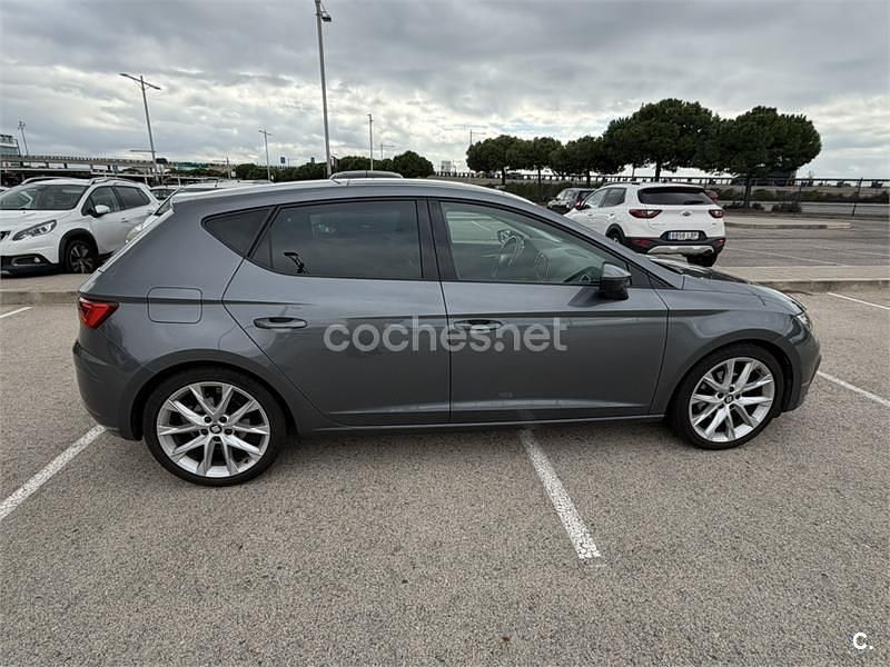 Gris / plata Usado 2018 Seat Leon FR Berlina | 12.000 € (Buen precio) - Imagen 1/4