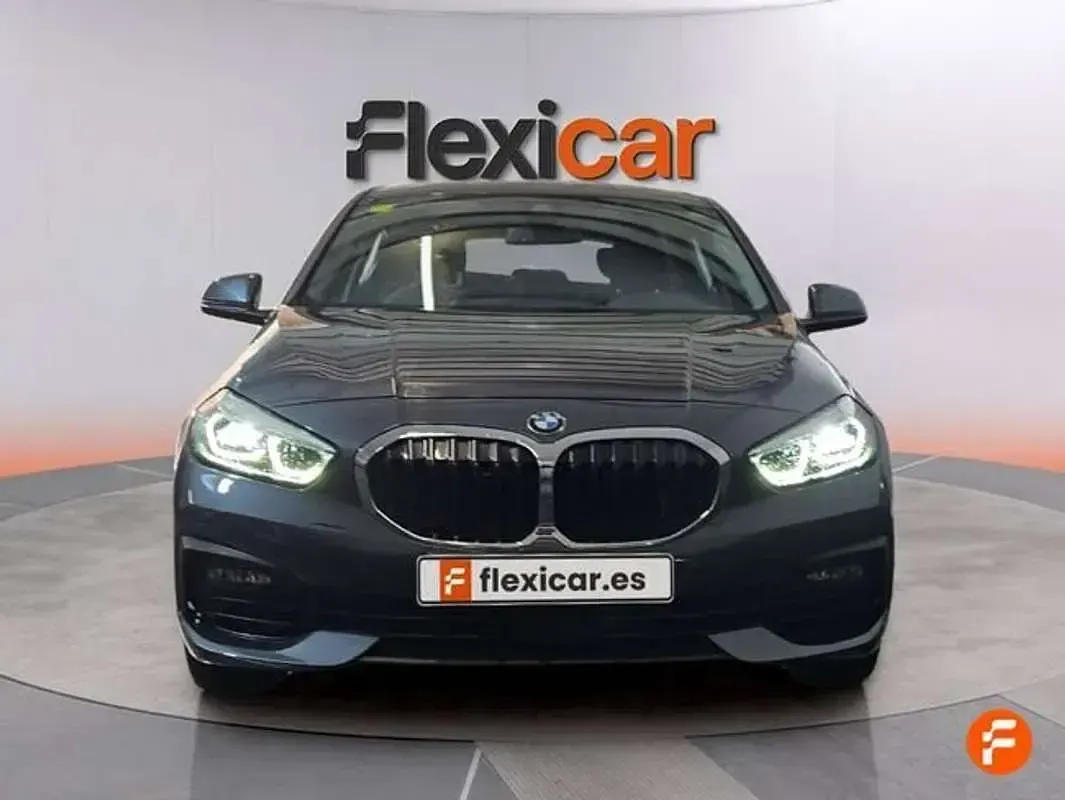 Käytetty BMW 116 116 HP (85 kW) 2020 Harmaa Viistoperä