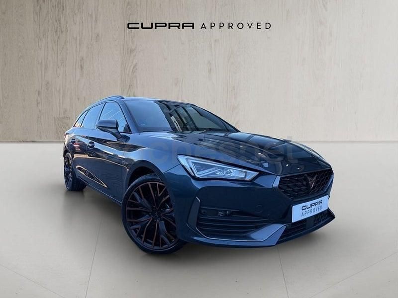 Usado Cupra Leon VZ 245 CV (180 kW) 2024 Gris / plata Familiar