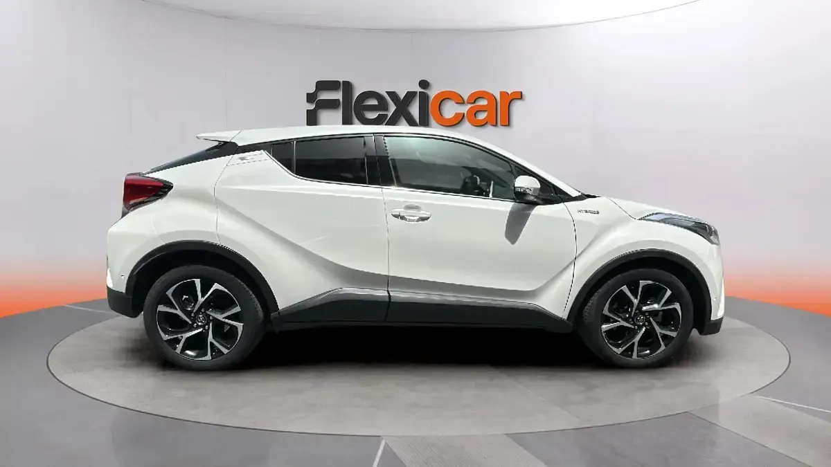Usado Toyota C-HR Active 122 CV (89 kW) 2019 Blanco SUV