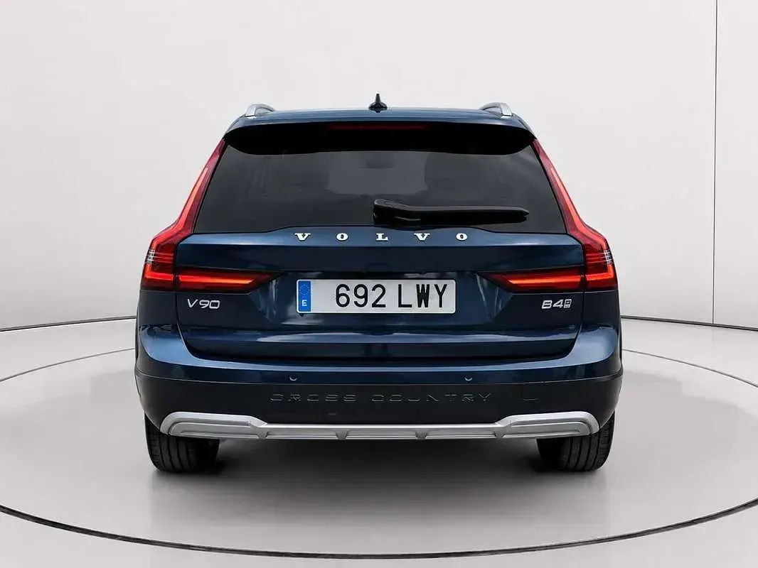 Usado Volvo V90 CC Pro 197 CV (144 kW) 2022 Negro Familiar