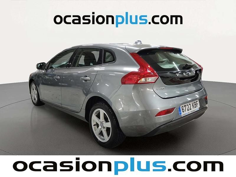 Usado Volvo V40 Kinetic 120 CV (88 kW) 2016 Gris