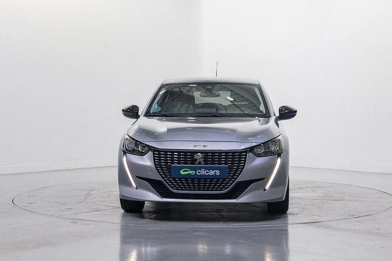 Usado Peugeot 208 Allure 100 CV (73 kW) 2023 Gris Utilitario