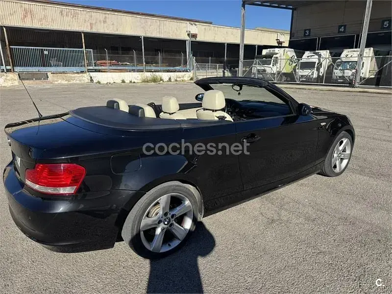 Usado BMW 118 Cabriolet 143 CV (105 kW) 2008 Negro Descapotable