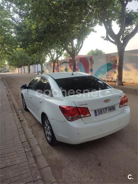 Blanco Usado 2012 Chevrolet Cruze LT Berlina | 5900 € (Precio justo) - Imagen 1/4