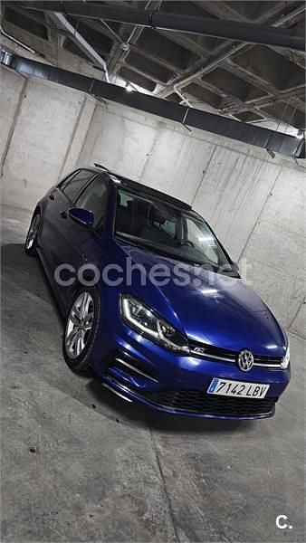 Usado VW Golf R-line 150 CV (110 kW) 2019 Azul Berlina