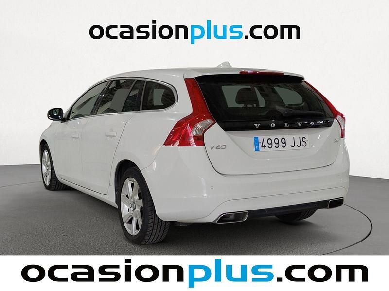 Usado Volvo V60 Momentum 181 CV (133 kW) 2015 Blanco Familiar