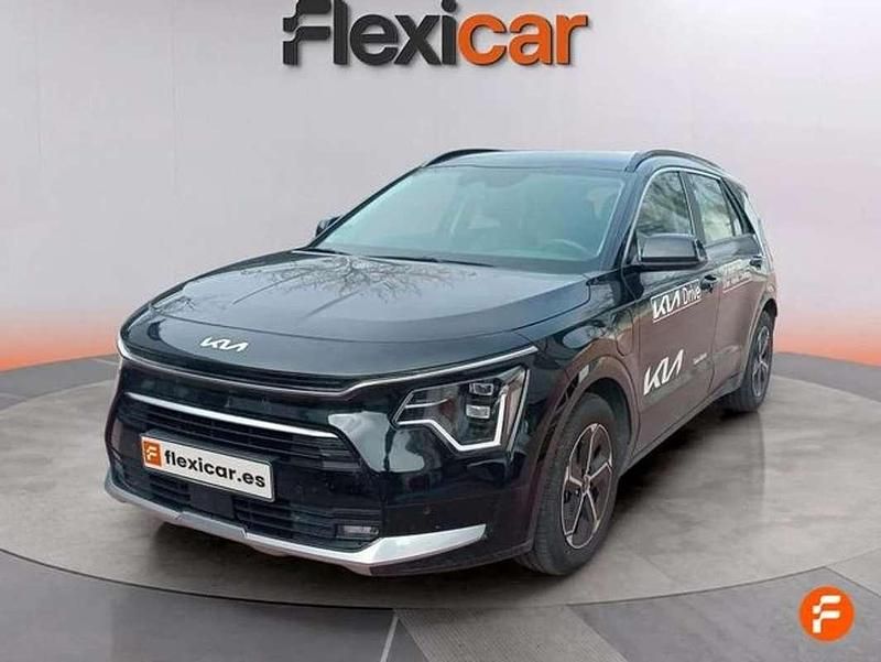 Usado Kia Niro 171 CV (125 kW) 2024 Negro SUV