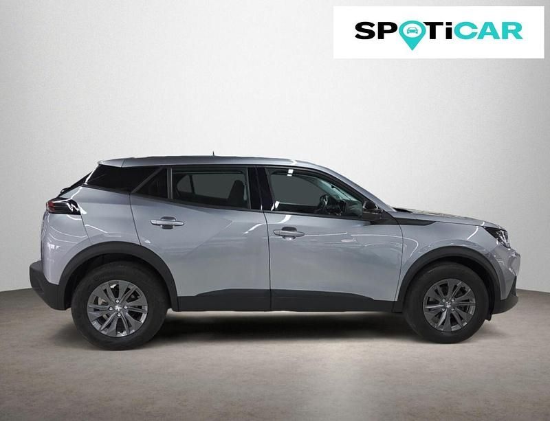 Usado Peugeot 2008 Active 131 CV (96 kW) 2022 Gris SUV