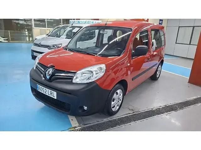 Begagnad Renault Kangoo 80 HK (58 kW) 2021 Röd Kombi