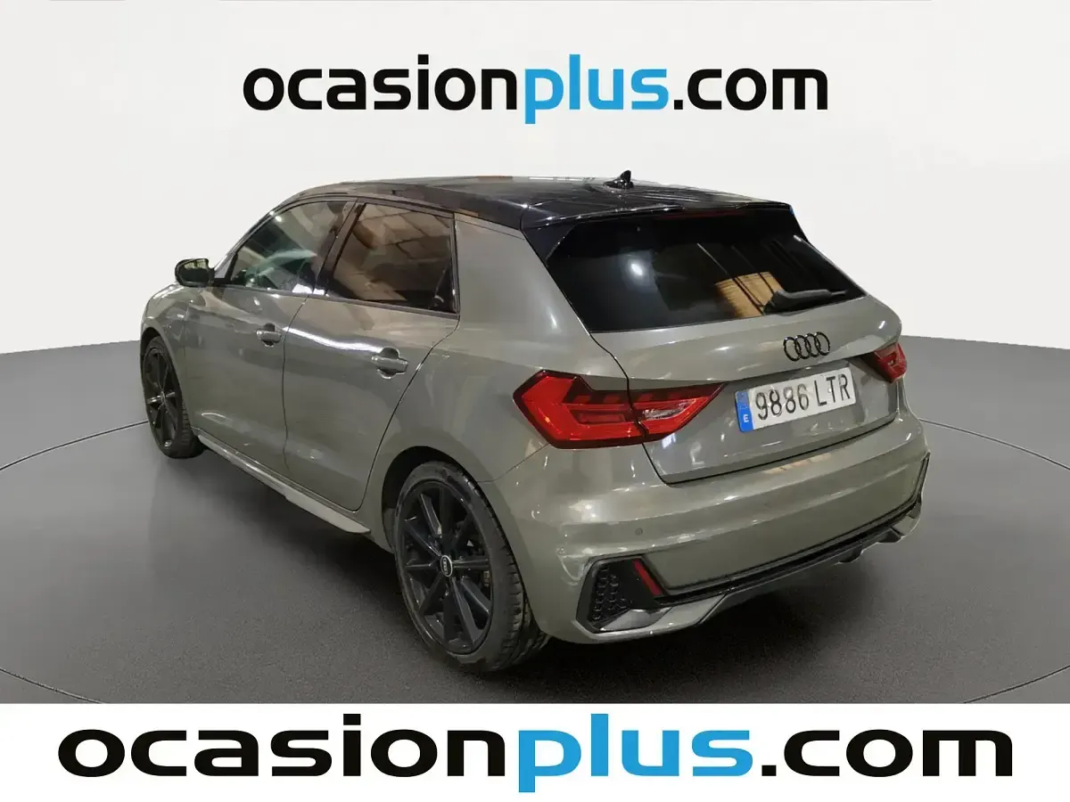 Usado Audi A1 S-Line 150 CV (110 kW) 2021 Gris SUV